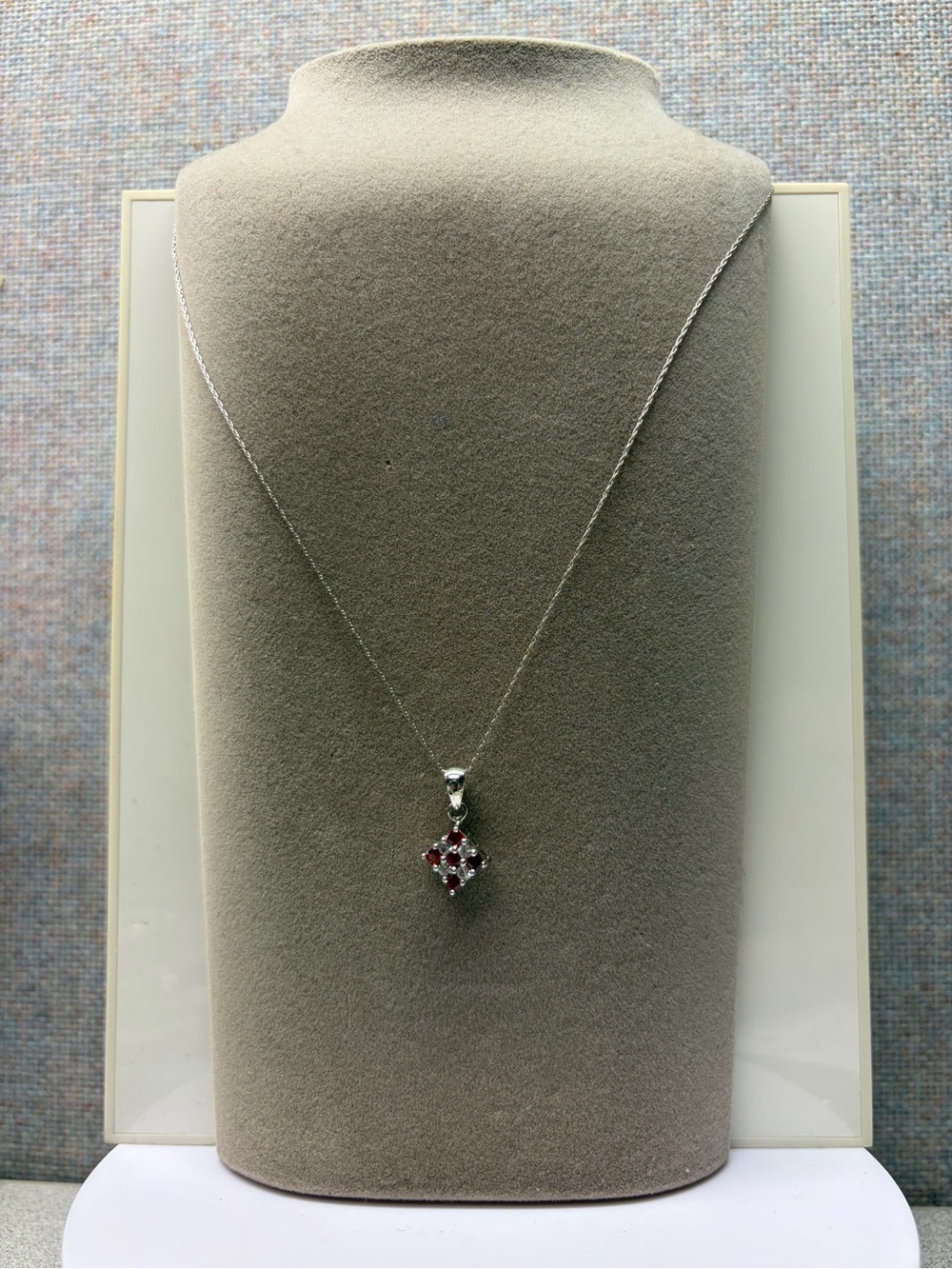 14K White Gold w Pendant 19” Chain Dainty Necklace